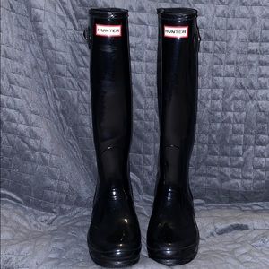 Hunter Womens Original Tall Gloss Rain Boots Black